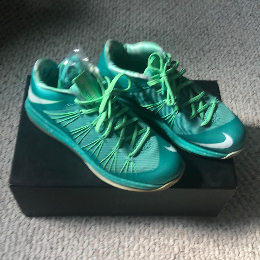 Lebron X 10 “Easter” Low Men’s Size 11